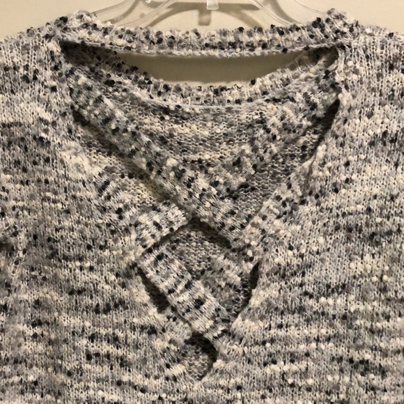 Xhilaration Sweater Pullover Long Sleeve Hi Low XS - Picture 6 of 7